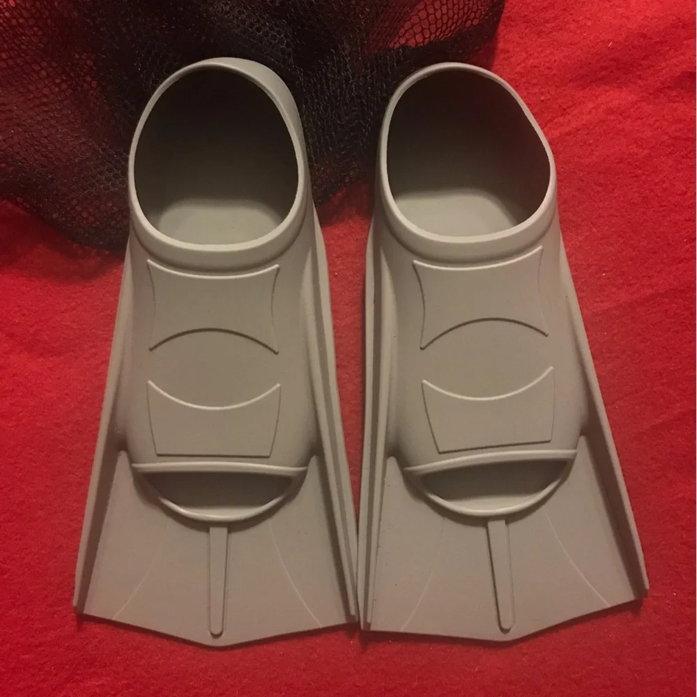NWOT Silicone Flippers